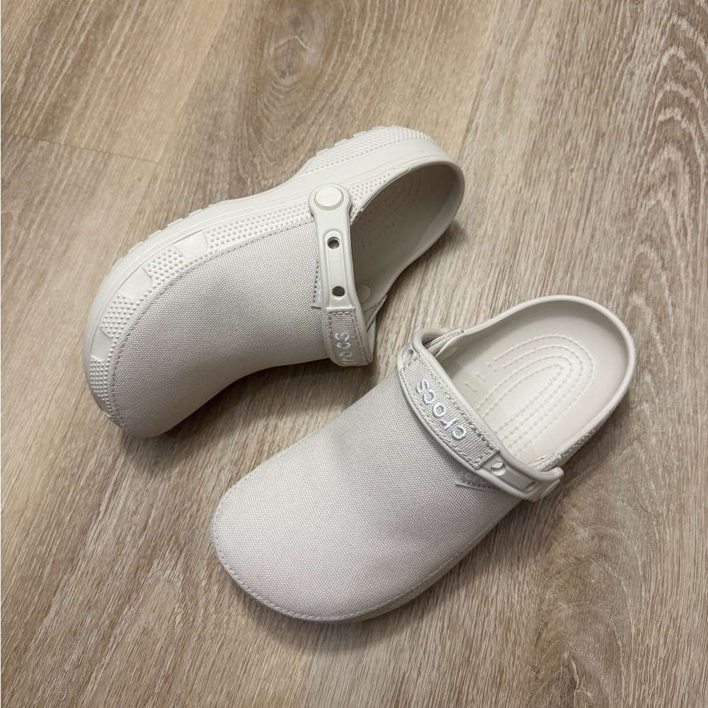 NWOT Crocs Classic Crafted Clog Stucco Unisex Women's 8/ Men's 6